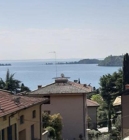 Valle Fiorita 42 - Lake View Studio Gardone Riviera Exteriör bild